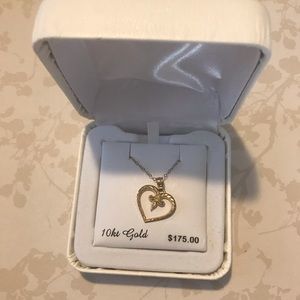 10 K gold heart necklace